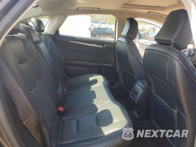 Zdjęcie 10 z 14 samochodu: 2020 FORD FUSION TITANIUM VIN:3FA6P0D9XLR133809 - miniatura