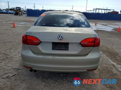 Zdjęcie 6 z 11 samochodu: 2013 VOLKSWAGEN JETTA SE VIN:3VWDP7AJ5DM237676 - miniatura