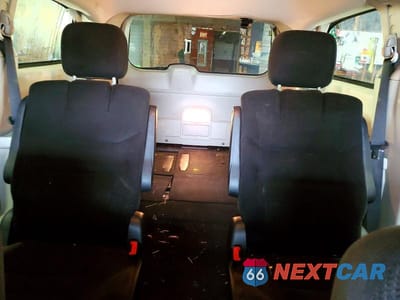 Zdjęcie 10 z 12 samochodu: 2014 DODGE GRAND CARAVAN SXT VIN:2C4RDGCG6ER214338 - miniatura