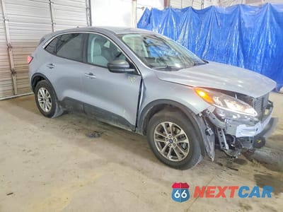 Czwarte zdjęcie samochodu z boku: 2022 FORD ESCAPE SE VIN:1FMCU9G62NUA00612 - miniatura