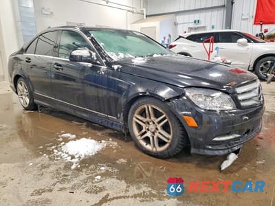 Czwarte zdjęcie samochodu z boku: 2009 MERCEDES-BENZ C 300 4MATIC VIN:WDDGF81X19F270037 - miniatura