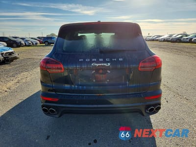 Zdjęcie 6 z 13 samochodu: 2015 PORSCHE CAYENNE SE HYBRID VIN:WP1AE2A27FLA51910 - miniatura
