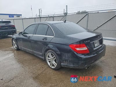 Drugie zdjęcie samochodu z przodu: 2012 MERCEDES-BENZ C 250 4MATIC VIN:WDDGF8FB3CA735614 - miniatura