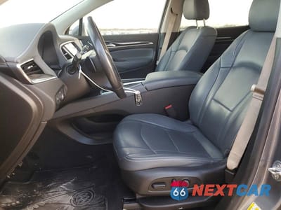 Zdjęcie 7 z 11 samochodu: 2019 BUICK ENCLAVE ESSENCE VIN:5GAERBKW7KJ316583 - miniatura