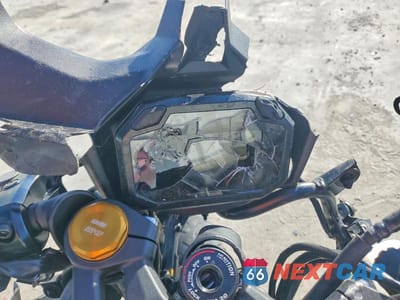 Zdjęcie 7 z 8 samochodu: 2025 KAWASAKI ZX400 S VIN:ML5ZXCS11SDA41966 - miniatura