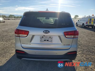 Zdjęcie 6 z 12 samochodu: 2016 KIA SORENTO EX VIN:5XYPHDA11GG030800 - miniatura
