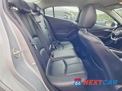 Zdjęcie 10 z 12 samochodu: 2018 MAZDA 3 TOURING VIN:3MZBN1V39JM205492 - miniatura