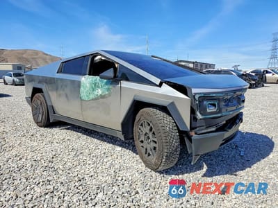 Czwarte zdjęcie samochodu z boku: 2025 TESLA CYBERTRUCK VIN:7G2CEGEC9SA077409 - miniatura