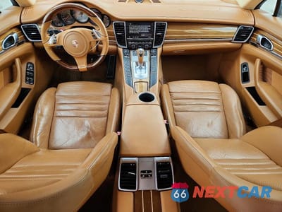 Zdjęcie 8 z 11 samochodu: 2013 PORSCHE PANAMERA S VIN:WP0AB2A76DL060231 - miniatura