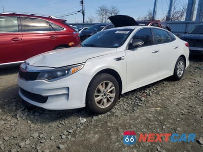 2017 KIA OPTIMA LX 5XXGT4L35HG153759 - główne zdjęcie licytacji z USA - miniatura