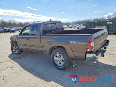Drugie zdjęcie samochodu z przodu: 2012 TOYOTA TACOMA V6 VIN:5TFUU4EN2CX038228 - miniatura