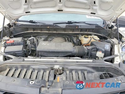 Zdjęcie 11 z 11 samochodu: 2019 CHEVROLET SILVERADO C1500 VIN:3GCNWAEH8KG180433 - miniatura