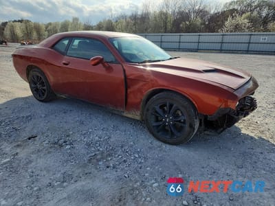 Czwarte zdjęcie samochodu z boku: 2021 DODGE CHALLENGER SXT VIN:2C3CDZGG7MH573976 - miniatura