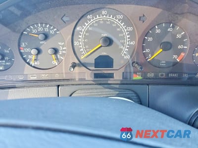 Zdjęcie 9 z 12 samochodu: 1999 MERCEDES-BENZ S 320 VIN:WDBGA33G3XA414852 - miniatura