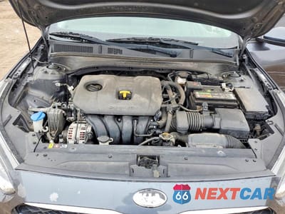 Zdjęcie 11 z 12 samochodu: 2019 KIA FORTE LXS VIN:3KPF24AD6KE058444 - miniatura