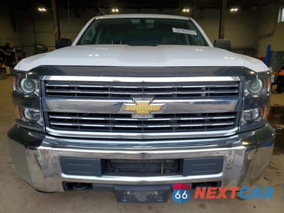 Piąte zdjęcie samochodu w środku: 2017 CHEVROLET SILVERADO K2500 HEAVY DUTY VIN:1GC2KUEG3HZ149767 - miniatura