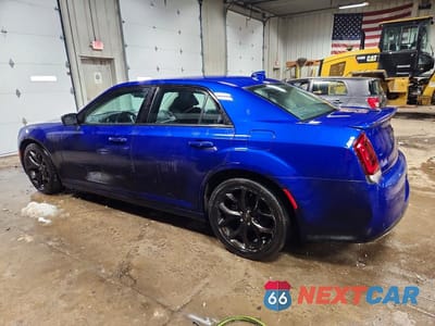 Drugie zdjęcie samochodu z przodu: 2020 CHRYSLER 300 TOURING VIN:2C3CCAAG7LH173704 - miniatura