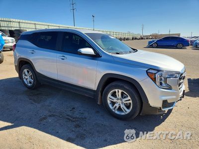 Czwarte zdjęcie samochodu z boku: 2022 GMC TERRAIN SLE VIN:3GKALTEV1NL118560 - miniatura