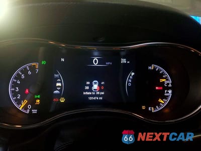 Zdjęcie 9 z 13 samochodu: 2018 JEEP GRAND CHEROKEE BASE 4XE VIN:1C4RJFBG4JC128467 - miniatura
