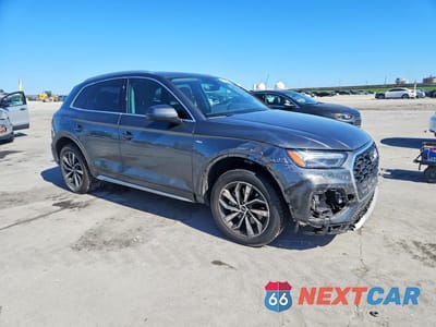 Czwarte zdjęcie samochodu z boku: 2023 AUDI Q5 PRESTIGE 45 VIN:WA1FAAFYXP2167940 - miniatura