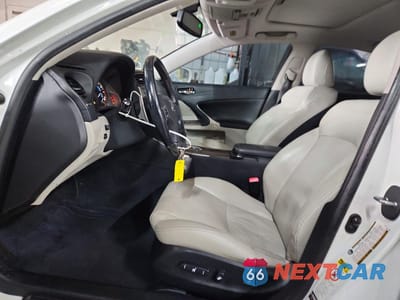Zdjęcie 7 z 12 samochodu: 2010 LEXUS IS 250 BASE VIN:JTHBF5C26A5115433 - miniatura