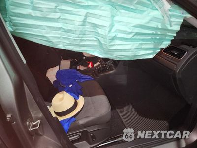 Zdjęcie 13 z 14 samochodu: 2018 VOLKSWAGEN GOLF S VIN:3VWG17AU1JM255824 - miniatura