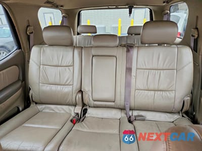 Zdjęcie 10 z 13 samochodu: 2002 TOYOTA SEQUOIA LIMITED VIN:5TDBT48A62S132457 - miniatura