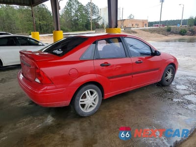 Trzecie zdjęcie samochodu z tyłu: 2001 FORD FOCUS 4D LX VIN:1FAFP34381W139776 - miniatura