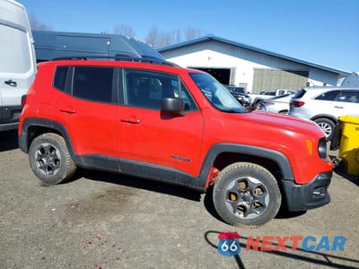 Czwarte zdjęcie samochodu z boku: 2016 JEEP RENEGADE SPORT VIN:ZACCJBAT5GPD89575 - miniatura