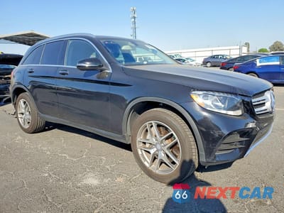 Czwarte zdjęcie samochodu z boku: 2016 MERCEDES-BENZ GLC 300 4MATIC VIN:WDC0G4KB1GF013097 - miniatura