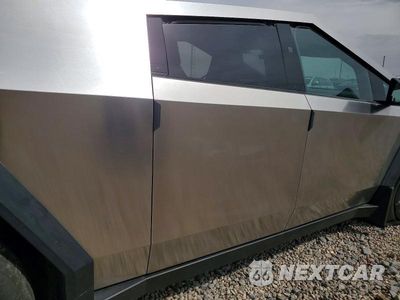 Zdjęcie 10 z 13 samochodu: 2025 TESLA CYBERTRUCK VIN:7G2CEHED4SA059317 - miniatura