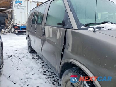 Zdjęcie 13 z 14 samochodu: 2012 GMC SAVANA G1500 VIN:1GTS7AFX7C1130452 - miniatura