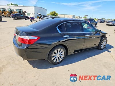 Trzecie zdjęcie samochodu z tyłu: 2015 HONDA ACCORD EXL VIN:1HGCR3F88FA023189 - miniatura