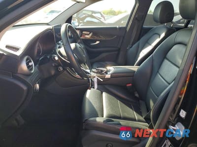 Zdjęcie 7 z 12 samochodu: 2016 MERCEDES-BENZ GLC 300 4MATIC VIN:WDC0G4KB1GF013097 - miniatura