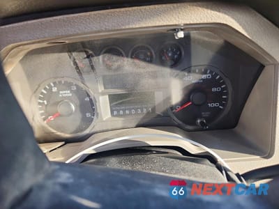 Zdjęcie 9 z 11 samochodu: 2009 FORD F350 SUPER DUTY FLATBED TRUCK VIN:1FDWW36R69EA19728 - miniatura