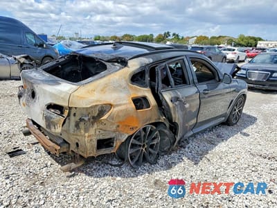 Trzecie zdjęcie samochodu z tyłu: 2020 BMW X4 XDRIVE30I VIN:5UX2V1C07L9D00518 - miniatura