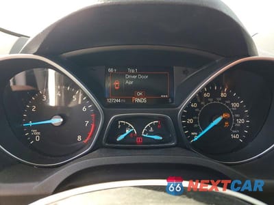 Zdjęcie 9 z 12 samochodu: 2018 FORD ESCAPE SE VIN:1FMCU9GD4JUA24659 - miniatura