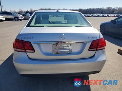 Zdjęcie 6 z 12 samochodu: 2014 MERCEDES-BENZ E 250 BLUETEC VIN:WDDHF9HBXEA906983 - miniatura