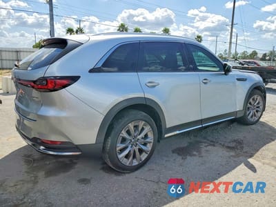 Trzecie zdjęcie samochodu z tyłu: 2024 MAZDA CX-90 PREMIUM VIN:JM3KKDHD7R1121088 - miniatura