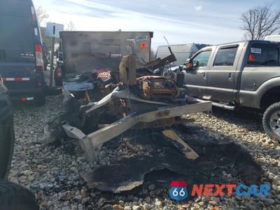 Drugie zdjęcie samochodu z przodu: 2021 CHEVROLET SILVERADO K3500 VIN:1GB3YSEY3MF225312 - miniatura