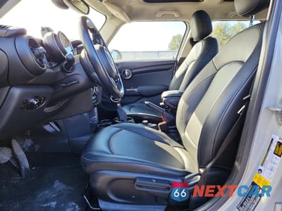 Zdjęcie 7 z 12 samochodu: 2017 MINI COOPER VIN:WMWXU1C56H2E17350 - miniatura