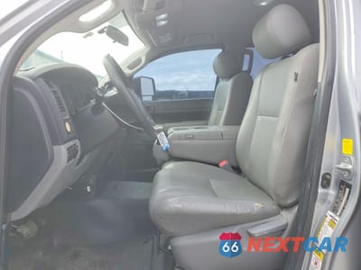 Zdjęcie 7 z 13 samochodu: 2011 TOYOTA TUNDRA GRADE VIN:5TFRM5F1XBX022400 - miniatura