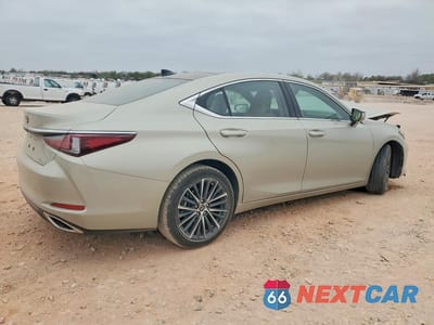 Trzecie zdjęcie samochodu z tyłu: 2025 LEXUS ES 350 BASE VIN:58ADZ1B11SU190880 - miniatura