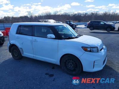 Czwarte zdjęcie samochodu z boku: 2011 SCION XB VIN:JTLZE4FE6B1127470 - miniatura