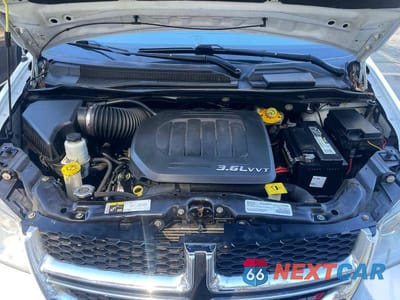 Zdjęcie 7 z 14 samochodu: 2018 DODGE GRAND CARAVAN SXT VIN:2C4RDGCG5JR266151 - miniatura