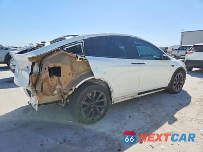 Trzecie zdjęcie samochodu z tyłu: 2022 TESLA MODEL X VIN:7SAXCAE5XNF357312 - miniatura