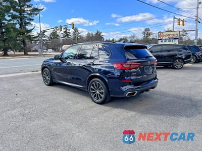 Trzecie zdjęcie samochodu z tyłu: 2019 BMW X5 XDRIVE50I VIN:5UXJU2C51KLN64669 - miniatura