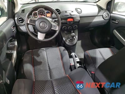 Zdjęcie 8 z 11 samochodu: 2012 MAZDA MAZDA2 VIN:JM1DE1LZ0C0150973 - miniatura