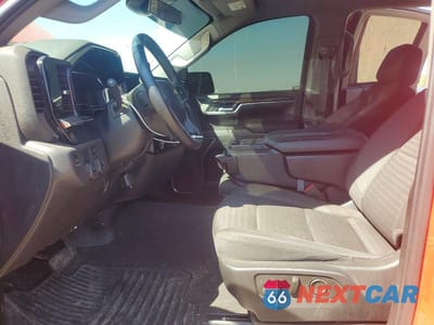Zdjęcie 7 z 12 samochodu: 2022 CHEVROLET SILVERADO C1500 LT VIN:3GCPACEK0NG667449 - miniatura