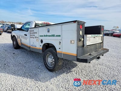 Trzecie zdjęcie samochodu z tyłu: 2012 DODGE RAM CHASSIS CAB UTILITY / SERVICE TRUCK VIN:3C7WD4AT4CG328815 - miniatura